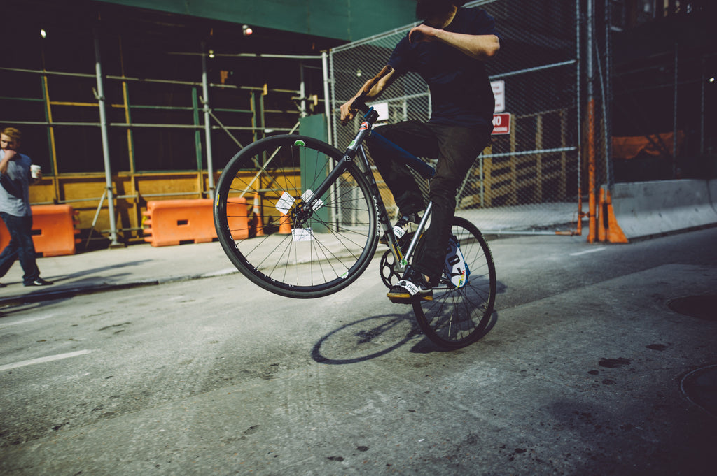 MESS 002 / FRAME / LA